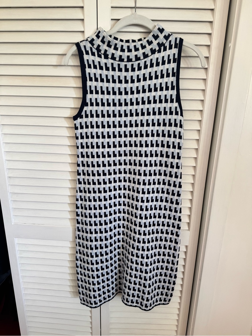 Ann Taylor navy, light blue and White Geometric Sleeveless Knit Dress